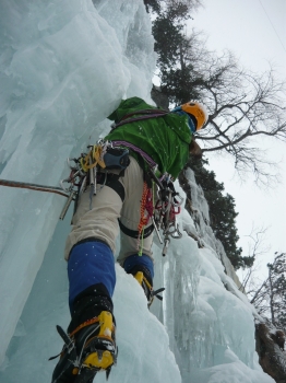 Ice climbing cours for beginnern in Kolm-Saigurn