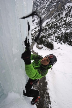 Ice climbing at the Jochberg Äußerst rechte Rampe