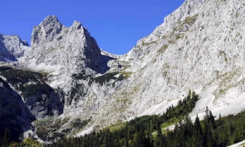Via ferrata via Alpspitze and Riffelscharte to the Zugspitze (2.5 days)