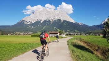 Guided mountain bike tour - extended tour of the Wetterstein by mountain bike (5 days)