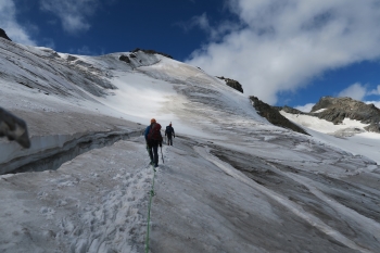 Glacier/mountaineering course for beginners at the Wildspitze 04.07 - 07.07.2024