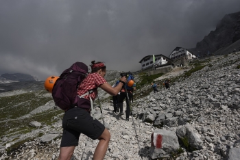 Hiking tour onto Zugspitze (2962m) via Reintal 24.08 - 25.08.2024