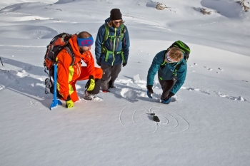 LVS course for snowshoe hikers