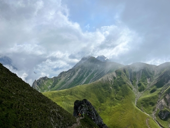 Hiking tour via Gatterl onto the Zugspitze (2 days)